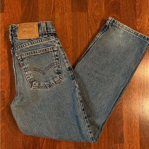 Levi’s Medium Wash Jeans